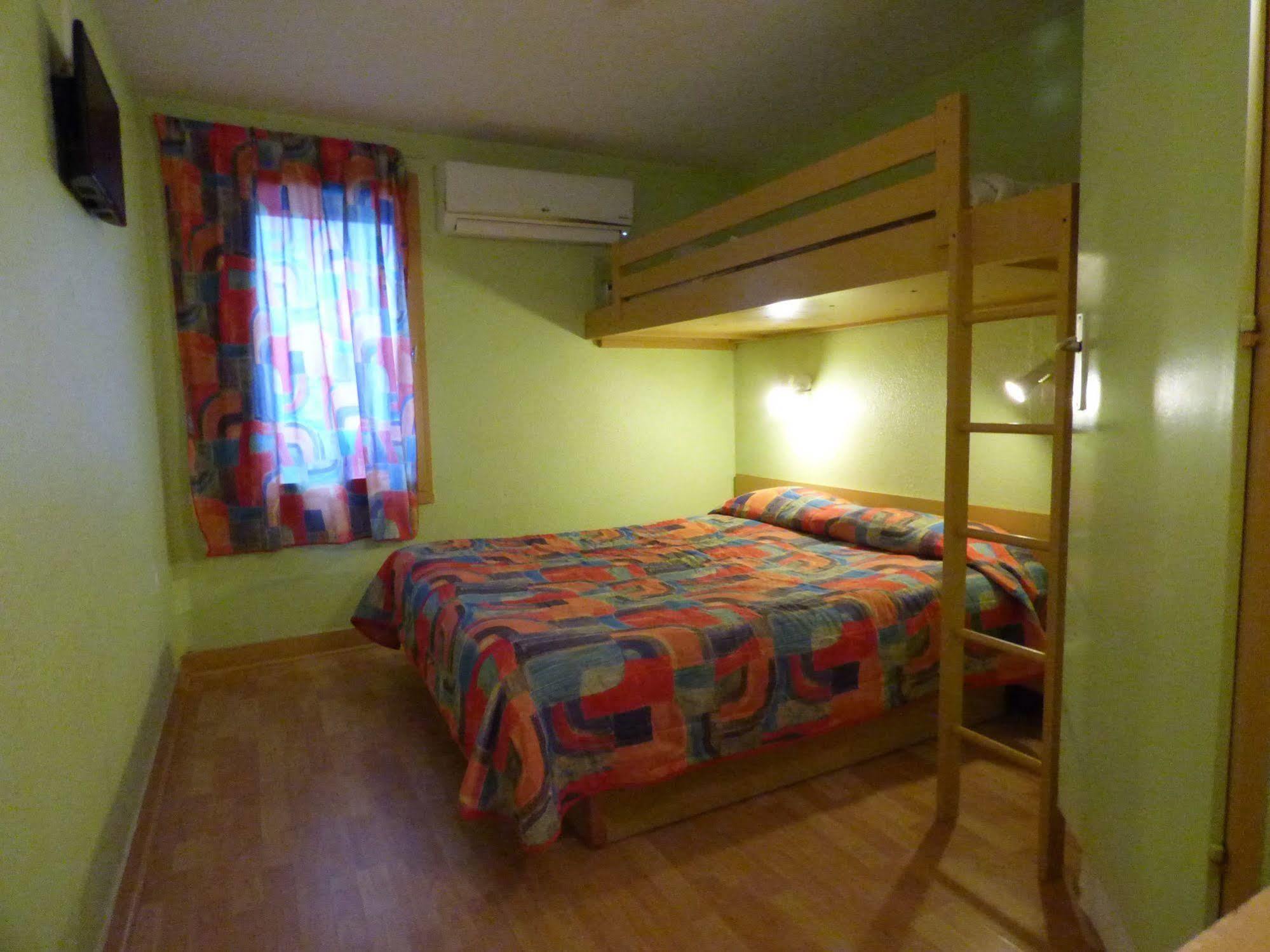 Hotel Floreal بالاروس-لي-فيوكس المظهر الخارجي الصورة